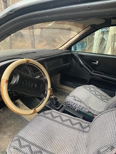 gs300 2005: Audi 80: 1993 г., 2 л, Механика, Газ, Седан — 5