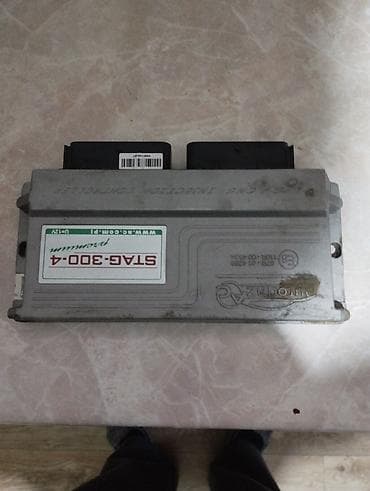 газ лифт: Блок управления ГБО STAG-300-4 (STAG-300 Premium) - Электронный — 2