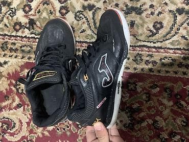 футбольный зальники: Мужские кроссовки, 40, Joma, Б/у, цвет - Черный, Бесплатная доставка — 1