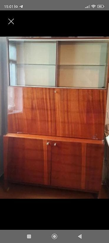 Китеп үчүн шкафтар: Сервант, Колдонулган, Жыгач — 1