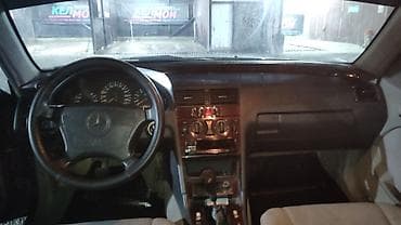 кресло для руля logitech g29: Mercedes-Benz C-Class: 1997 г., 2 л, Механика, Бензин, Седан — 5