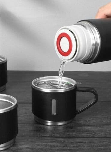 термокружка горячее сердце: Набор включает термос из нержавеющей стали объемом 0,5 литра и три — 6