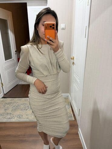 джинсы на девочку: Подборка женской одежды: 1) Кофта трикотажная серого цвета - Фасон — 10