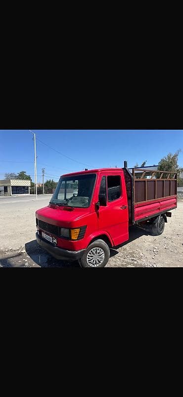 Транспорт: Жеңил жүк ташуучу унаа, Mercedes-Benz, Стандарт, 2 т, Колдонулган — 5