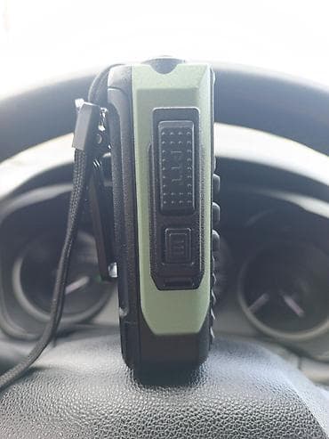 Аудиотехника: Рация Baofeng (портативная, двухдиапазонная) Описание: - Компактная — 1