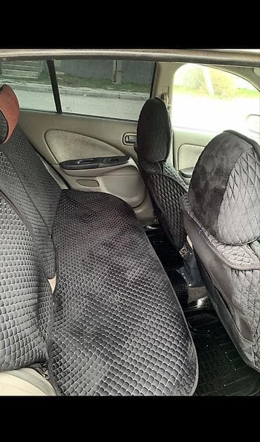 Nissan Almera: 2000 г., 1.5 л, Механика, Бензин, Хэтчбэк — 7