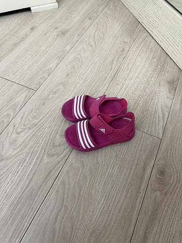 Детские сандалии оригинал Adidas 27 размер - Тип: открытые сандалии