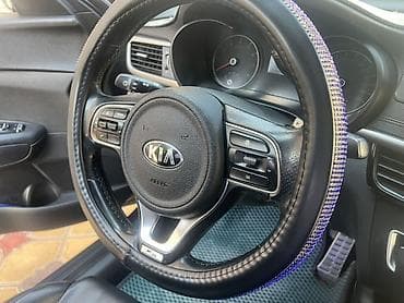 Kia K5: 2017 г., 2 л, Автомат, Газ, Седан — 9