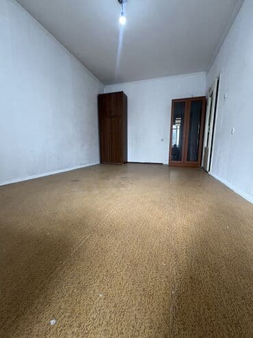 купить квартиру в рассрочку в бишкеке: 1 комната, 35 м², 105 серия, 4 этаж, Старый ремонт — 4