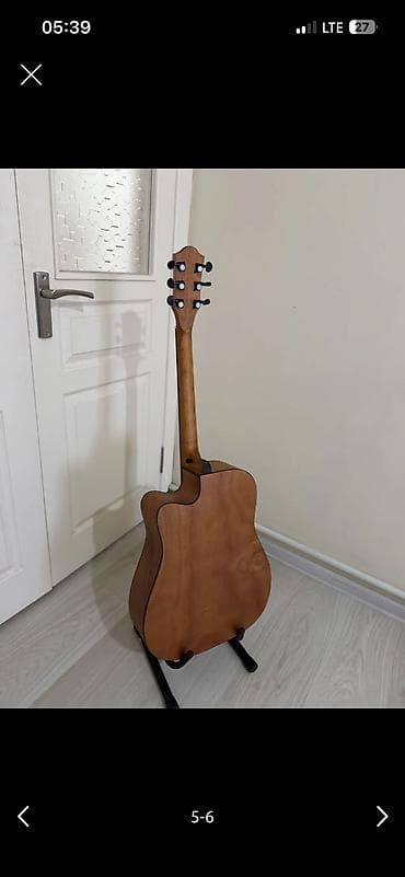 Электроакустическая гитара 41,с вырезом (cutaway), форма корпуса