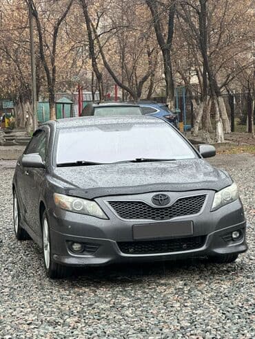 срочно в связи с переездом: Toyota Camry: 2009 г., 2.5 л, Автомат, Бензин, Седан — 2