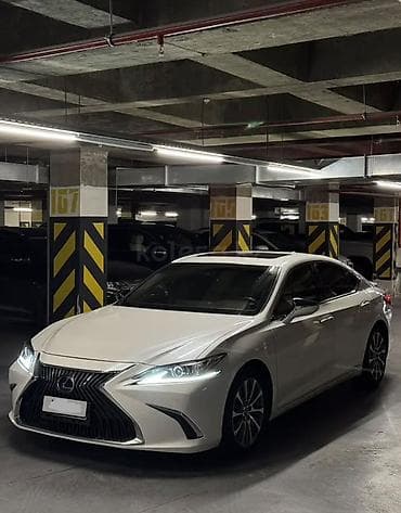 Продажа авто: Lexus ES: 2019 г., 2.5 л, Автомат, Гибрид, Седан — 2