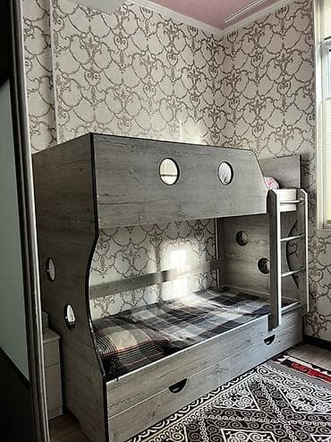 Офисная мебель: Двухъярусная кровать с выдвижными ящиками - Материал: ЛДСП под серый — 2