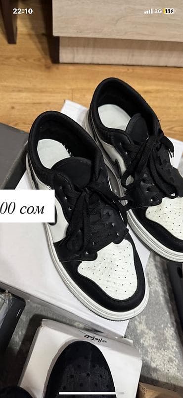 Босоножки, сандалии, шлепанцы: Кроссовки и спортивная обувь — 2