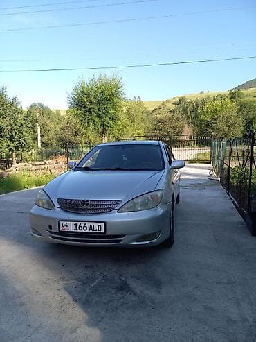 Toyota Camry: 2003 г., 2.4 л, Механика, Бензин, Седан