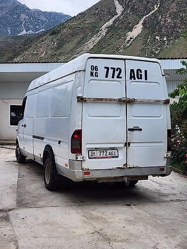бампер 124 мерседес: Mercedes-Benz Спринтер: 2005 г., 2.2 л, Механика, Дизель, Фургон — 6