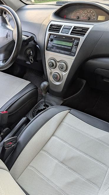 tayota yris: Toyota Yaris: 2008 г., Автомат, Бензин, Седан — 5