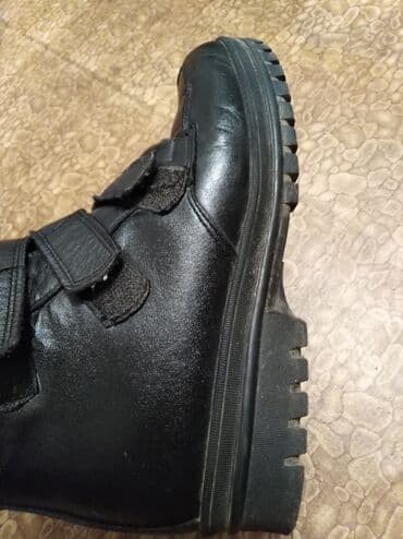 обувь ручной работы: Эркектердин ботинкеси, 39, 4F, Колдонулган, түсү - Кара, Өзү алып кетүү — 5