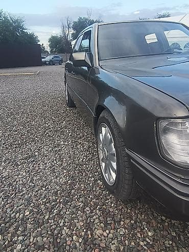 Продажа авто: Mercedes-Benz W124: 1992 г., 2.3 л, Механика, Бензин, Седан — 1