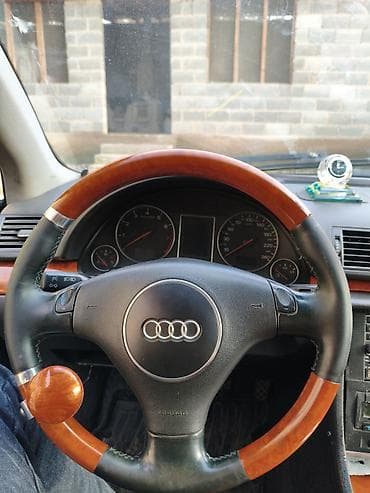 чанган уни к: Audi A4: 2003 г., Автомат, Бензин, Седан — 3