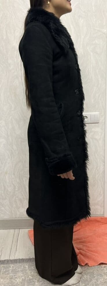 Спецодежда: Женская натуральная дублёнка, цвет – чёрный. - Крой: приталенный — 3