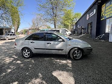 infinity fx: Ford Focus: 2005 г., 1.8 л, Ручные, Бензин, Седан — 2