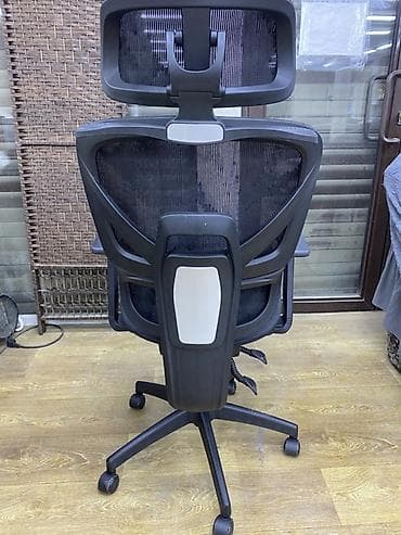 офисные стул: Офисное кресло, С колесиками, цвет - Черный — 3