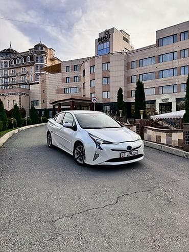 Toyota: Toyota Prius: 2016 г., 1.8 л, Автомат, Гибрид, Лифтбек — 2
