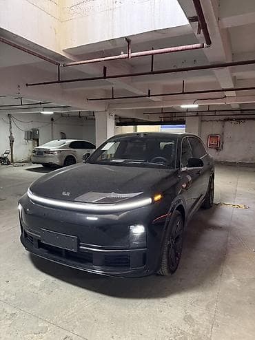 wuling mini ev: Lixiang L7: 2025 г., Автомат, Гибрид, Кроссовер — 1