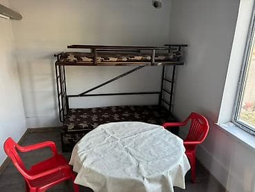 сдаю комнату с подселением: 1комнат арендага берилет 1же 2адамга ылайыктуу район турбаза старый — 3