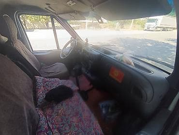 сидения трактор: Ford Transit: 2003 г., 2 л, Механика, Дизель, Фургон — 4