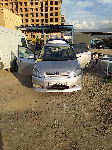 соренто машина: Toyota Ipsum: 2003 г., 2.4 л, Автомат, Газ, Минивэн — 8