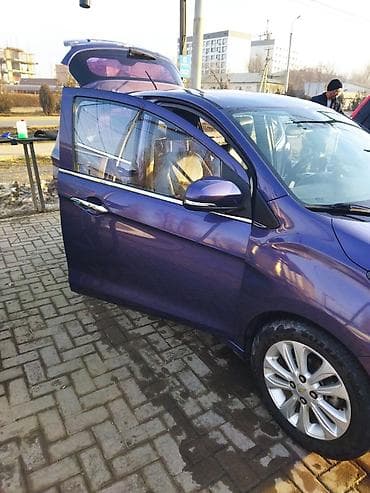 спарк мотор: Chevrolet Spark: 2016 г., 0.1 л, Автомат, Газ, Хэтчбэк — 3