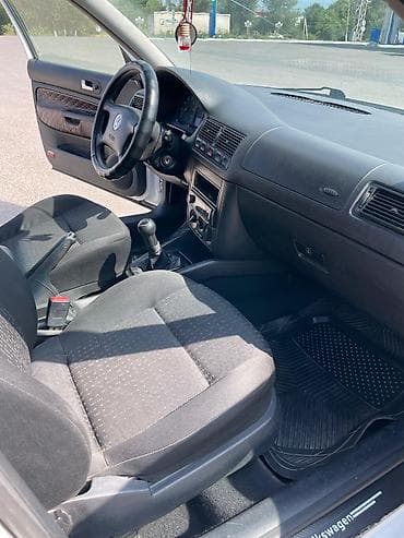 colf 2: Volkswagen Golf Variant: 2002 г., 1.6 л, Механика, Бензин, Универсал — 10