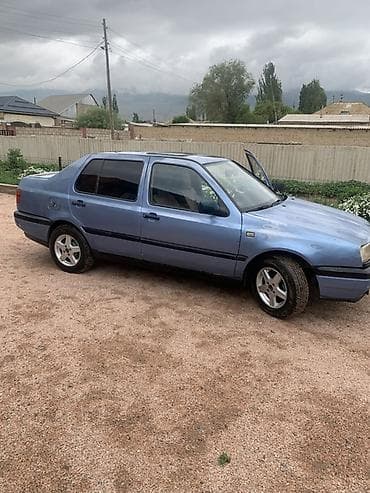mini jack: Volkswagen Vento: 1994 г., 1.6 л, Механика, Бензин, Седан — 5