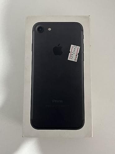 IPhone 7, 128 ГБ, Черный, Наушники, 78 %