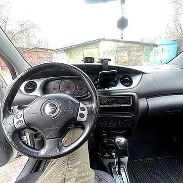 carolla verso: Daihatsu YRV: 2002 г., 1.3 л, Автомат, Бензин — 8