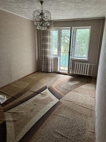 Кыймылсыз мүлк: 2 бөлмө, 46 м², 3 кабат, Эски ремонт — 2