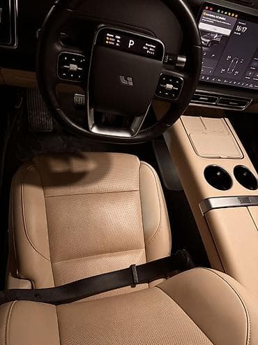 Продажа авто: Lixiang L7: 2025 г., 1.5 л, Автомат, Гибрид, Внедорожник — 10