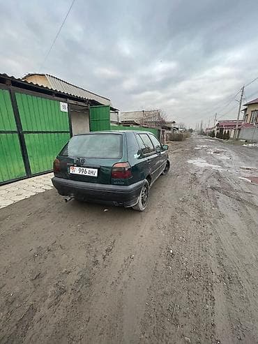 mini car: Volkswagen Golf: 1995 г., Хэтчбэк — 3