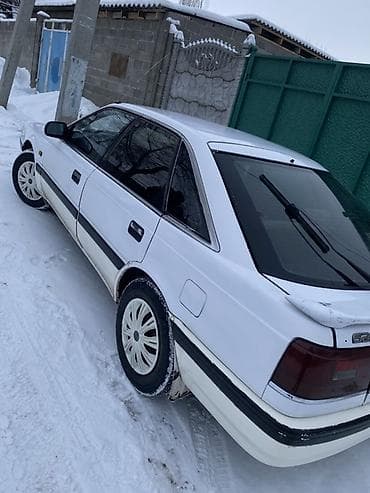 мазда 626 капелла: Mazda 626: 1989 г., 2 л, Механика, Бензин, Седан — 3