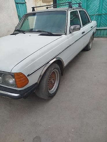 газ53 машина: Mercedes-Benz W123: 1980 г., 2.3 л, Механика, Дизель, Седан — 4