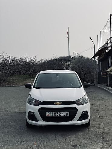 спарк в аренду: Chevrolet Spark: 2017 г., 1 л, Автомат, Бензин, Хэтчбэк — 6
