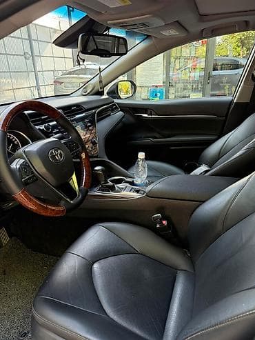 175 70 р14: Toyota Camry: 2018 г., 2.5 л, Автомат, Бензин, Седан — 6