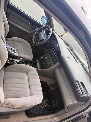 бу авто шины: Audi S4: 1992 г., 2.6 л, Робот, Газ, Седан — 9