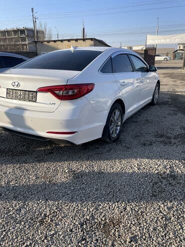 мото в кредит: Hyundai Sonata: 2015 г., 2 л, Типтроник, Газ, Седан — 6