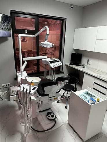 работа для парикмахера: Аренда отдельного кабинета. На пол дня 37.000, официальное — 2