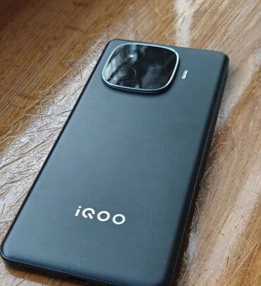 Vivo iQOO, цвет - Черный