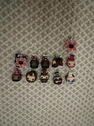 Коллекция мини-фигурок Funko (серия Mystery Minis/Keychain-стиля) по at lalafo.kg Коллекция мини-фигурок Funko (серия Mystery Minis/Keychain-стиля) по