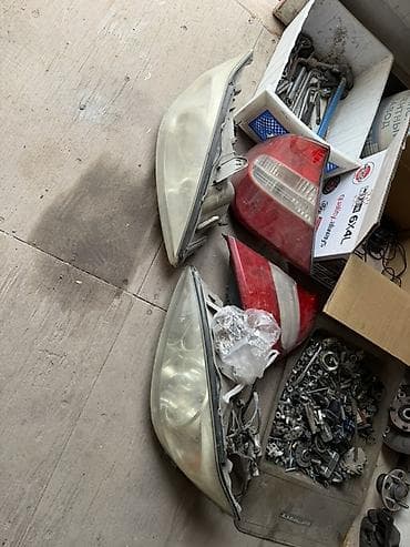 левая фара на тойота ист: Комплект передних фар Toyota 2004 г., Б/у, Оригинал, США — 1